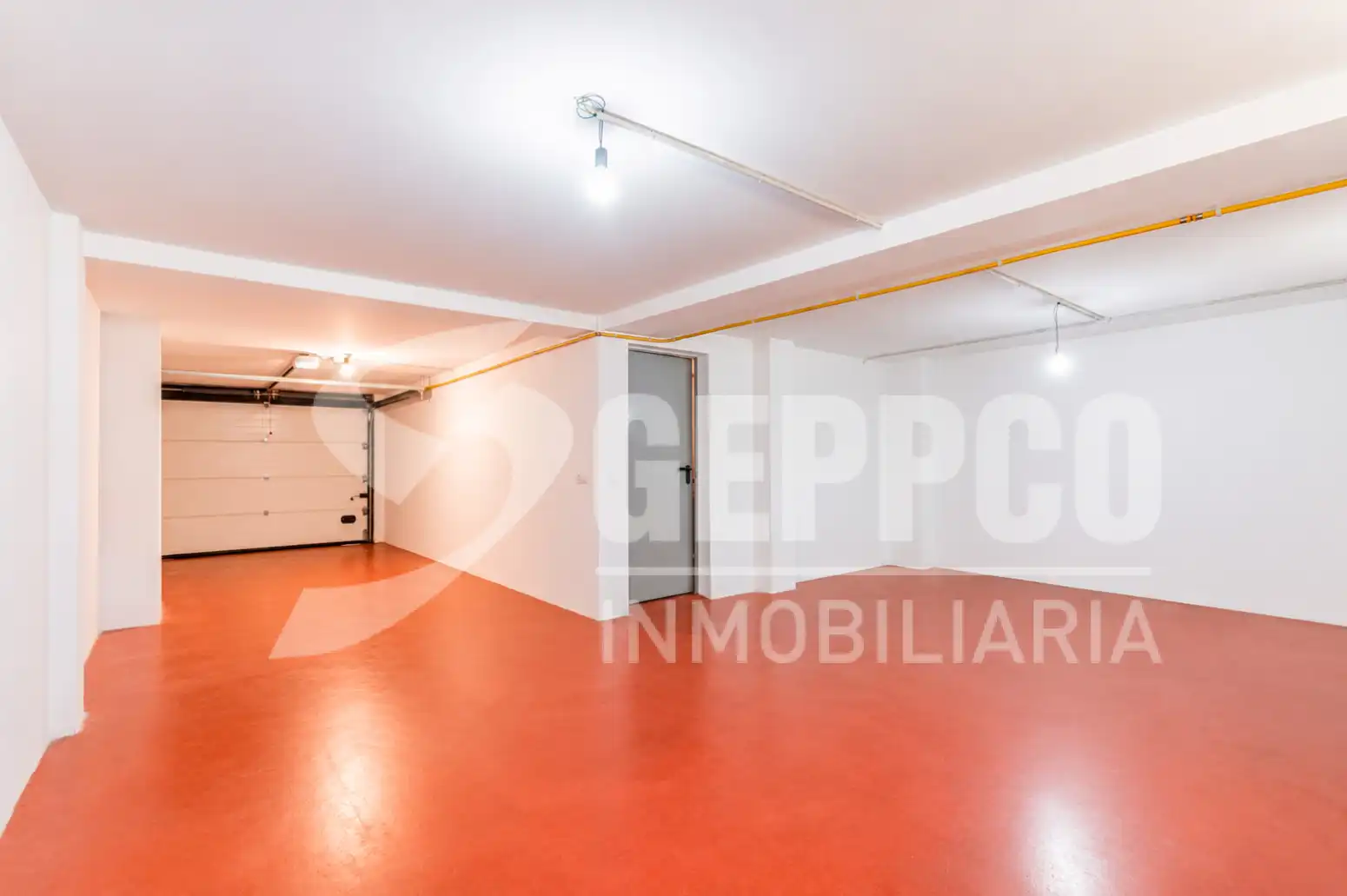 Casa adosada en venta en Alcalá de Henares con Calefacción, Terraza y Piscina comunitaria