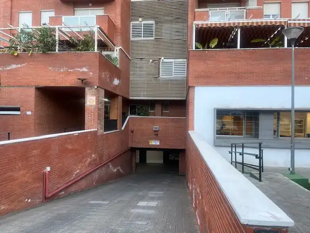 Exterior view of Flat for sale in Sevilla  with Air Conditioner, Heating and Terrace