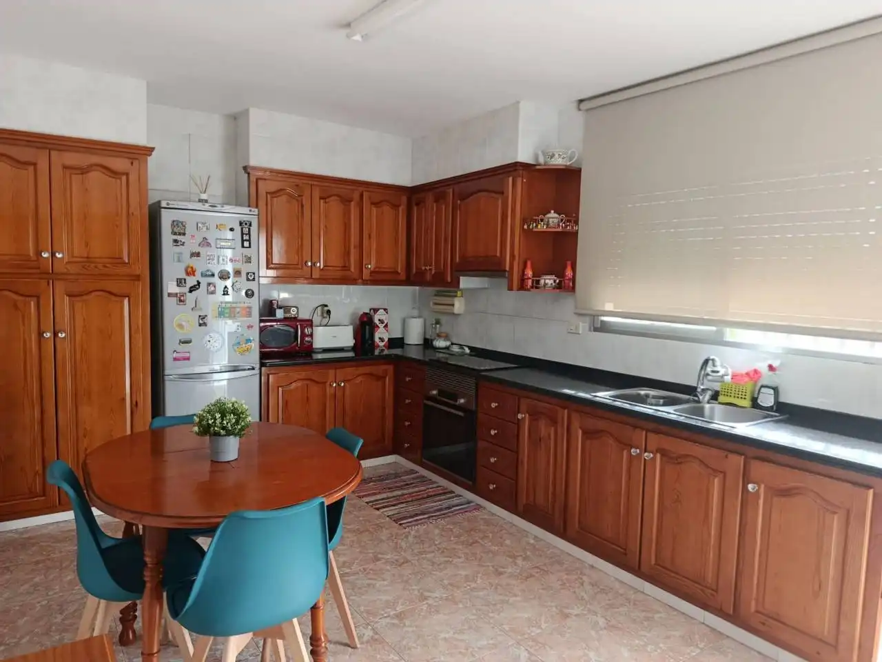 Cuina de Casa o xalet en venda en Vinaròs amb Aire condicionat, Jardí privat i Terrassa