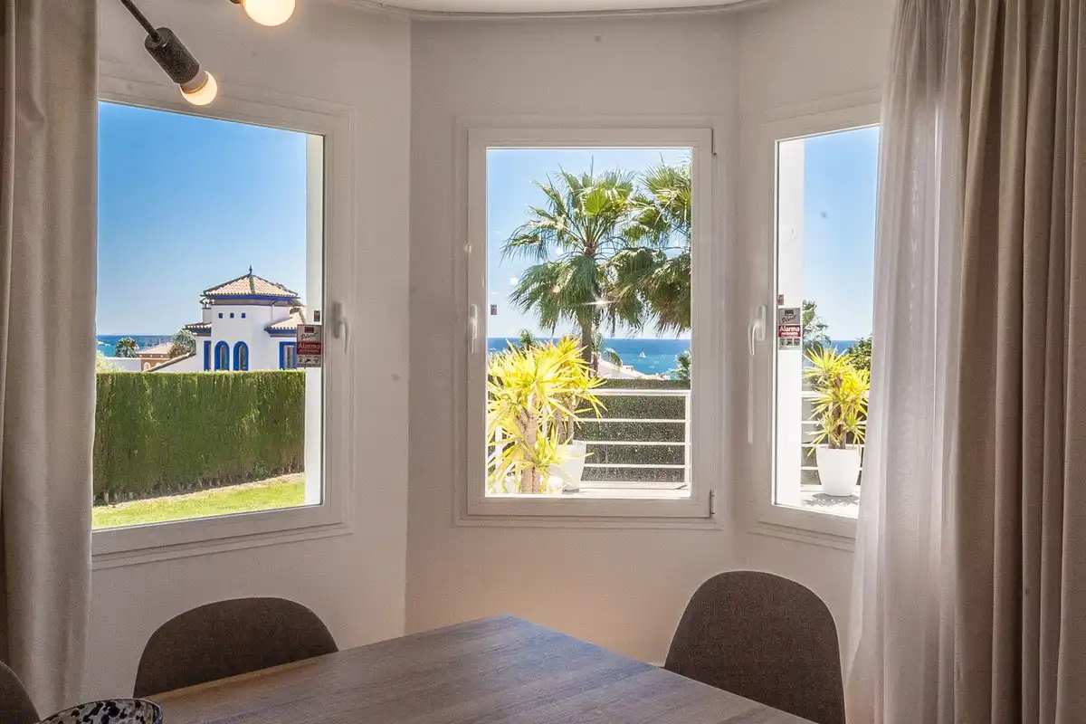 Chalet con terraza en venta en Calle Estepona 5, imagen 17