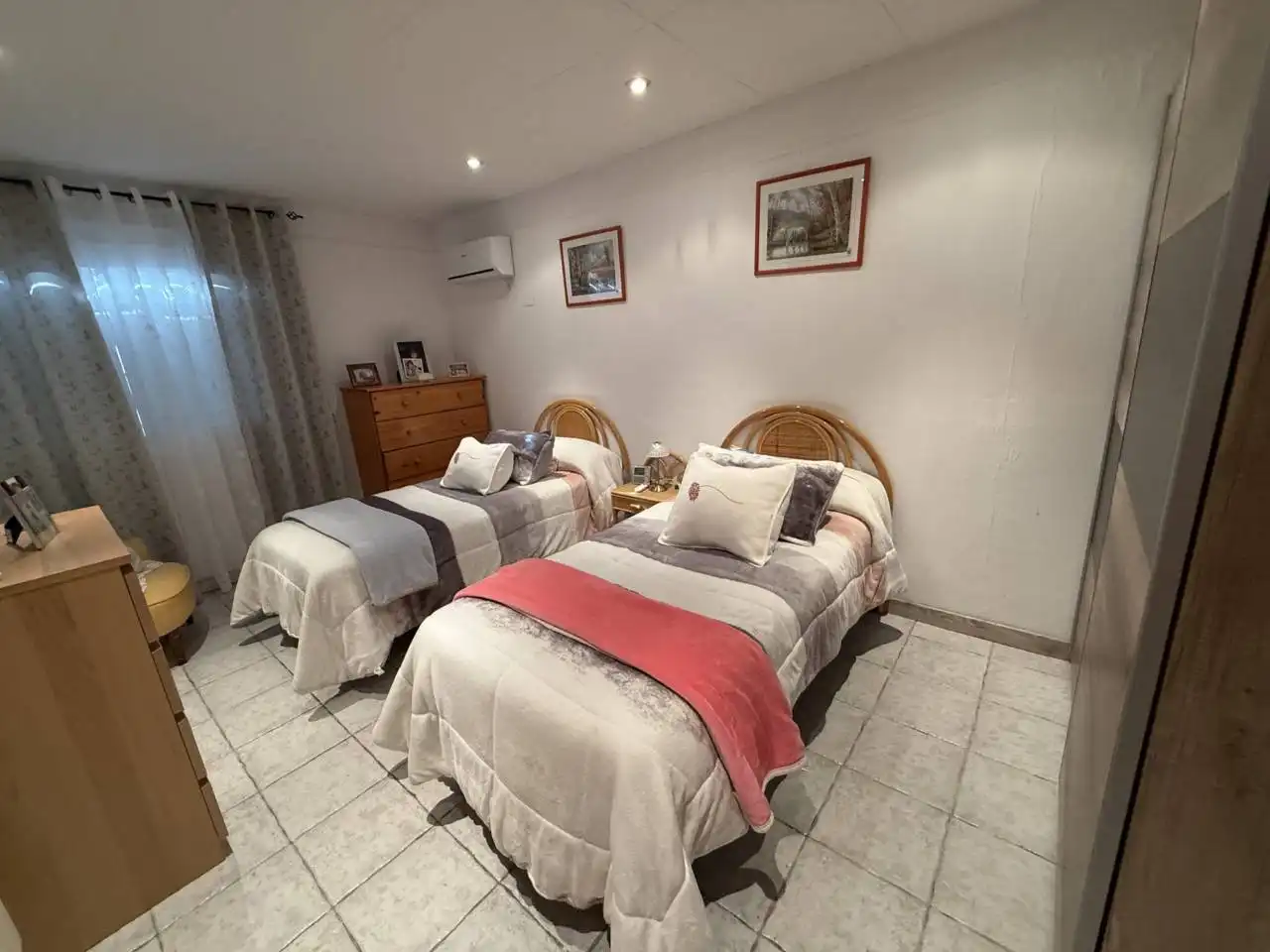 Bedroom of Houses for sale in Lliçà de Vall  with Air Conditioner, Heating and Private garden