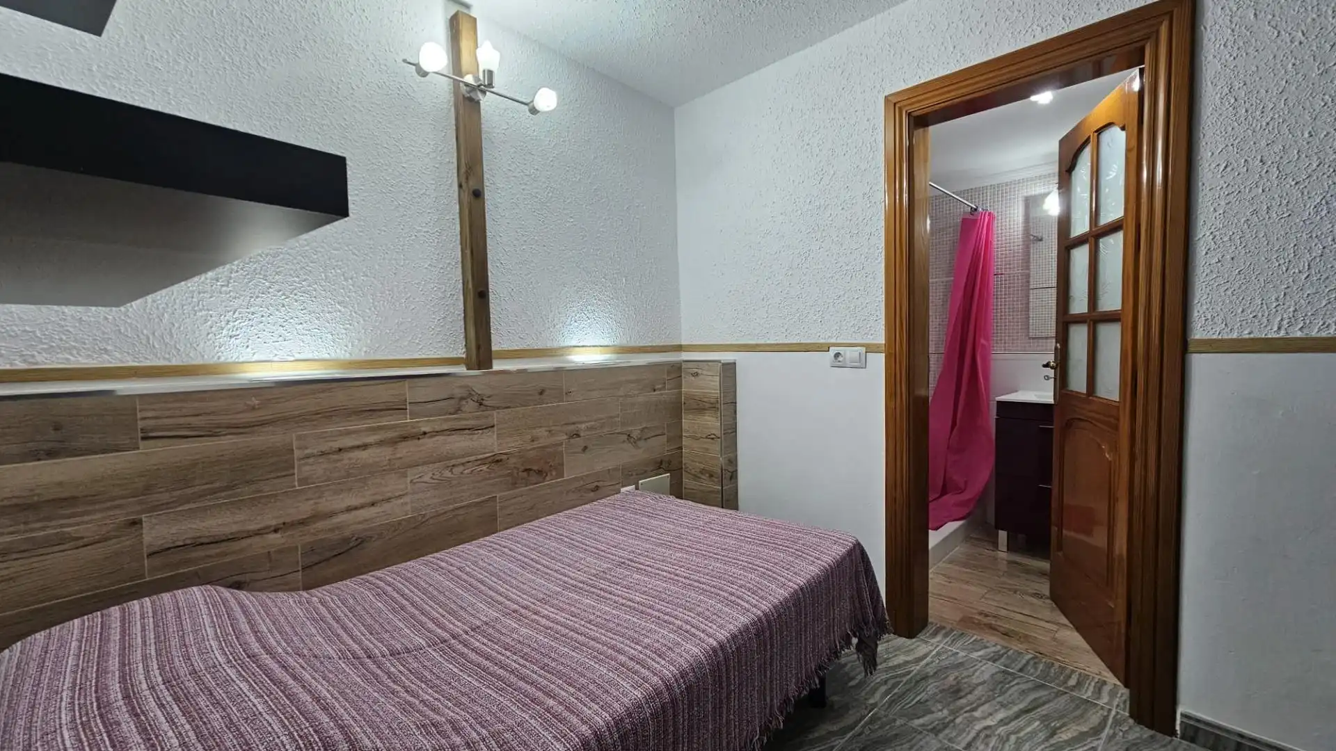 Bedroom of Buildings for sale in Santa Lucía de Tirajana