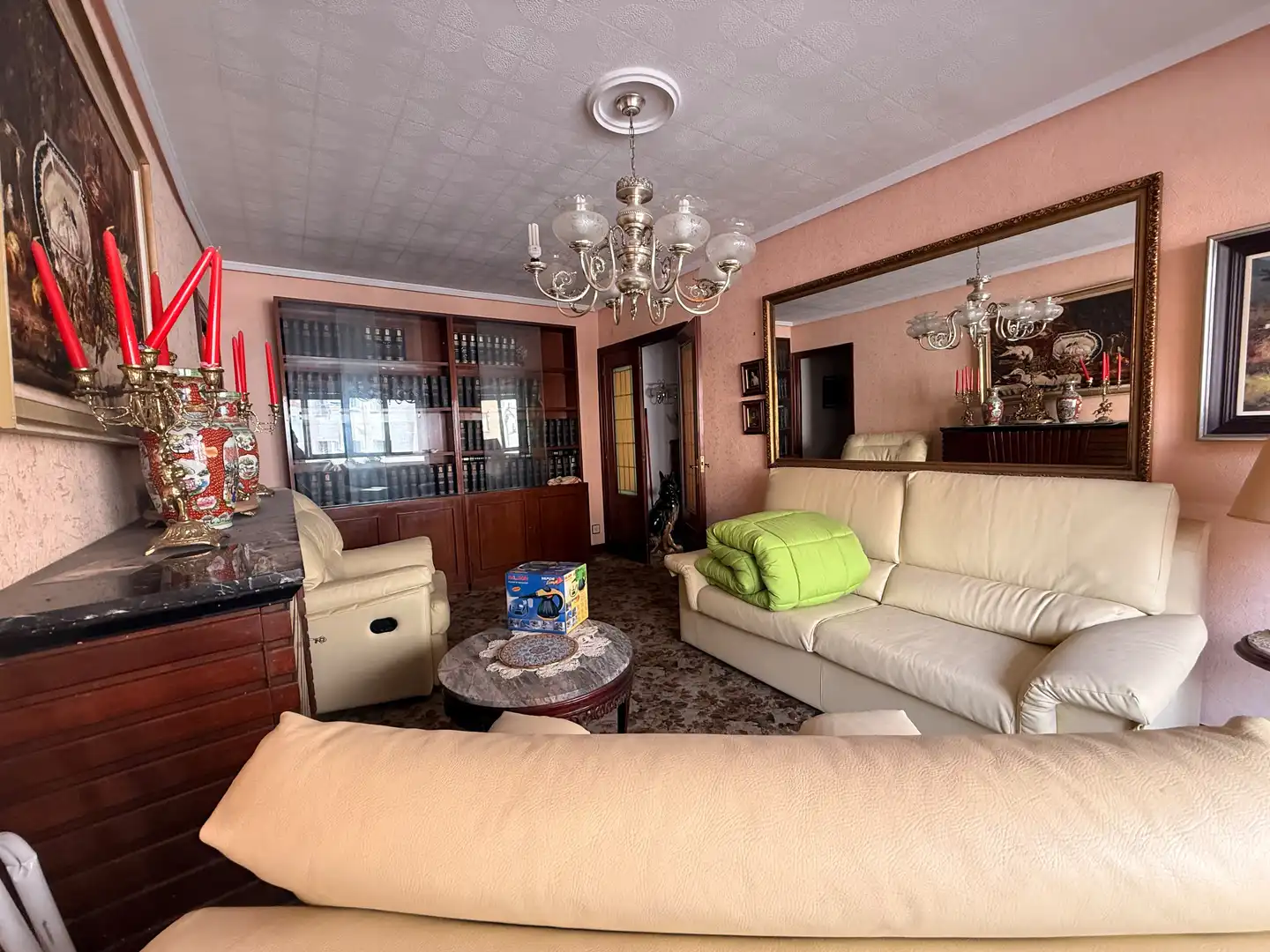 Wohnzimmer von Wohnung zum Verkauf in Barakaldo  mit Heizung, Abstellraum und Balkon