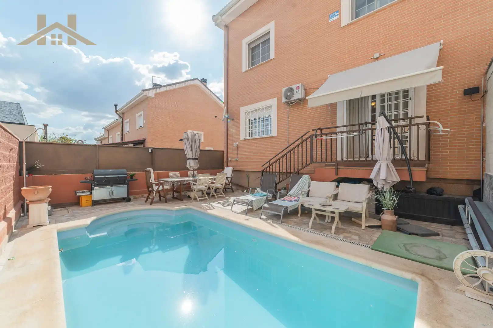 Villa con piscina in vendita a Calle de la Fraternidad, imagen 10