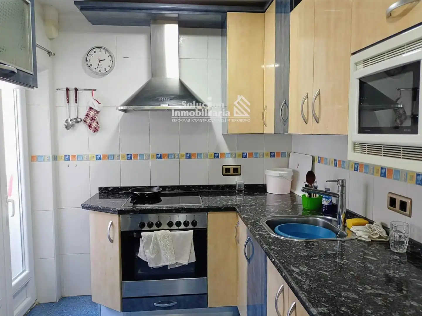 Kitchen of Flat for rent in Salamanca  with Heating, Terrace and Furnished
