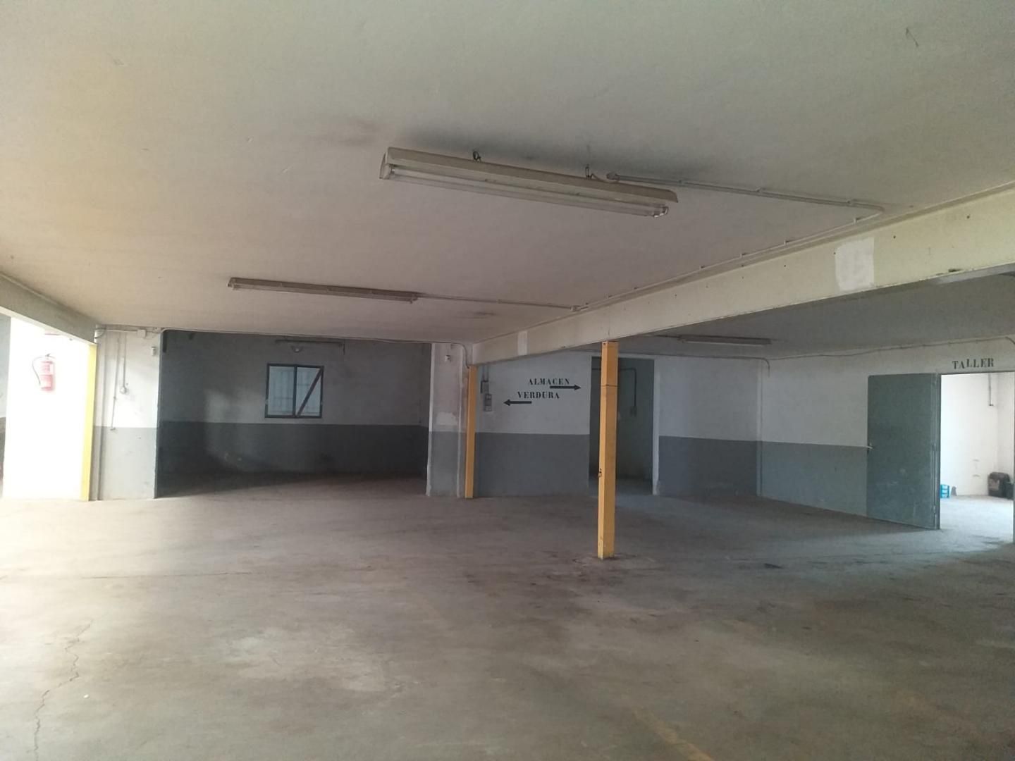 Nau industrial en venda a Vilamarxant