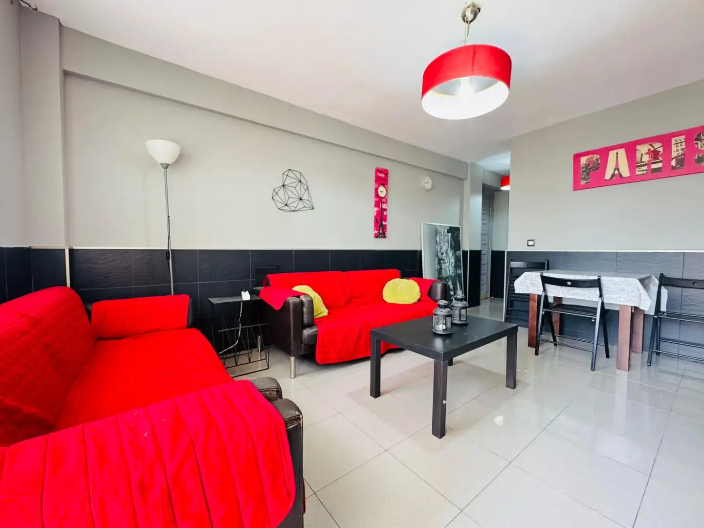 Sala de estar de Piso en venta en Algeciras con Amueblado y Balcón
