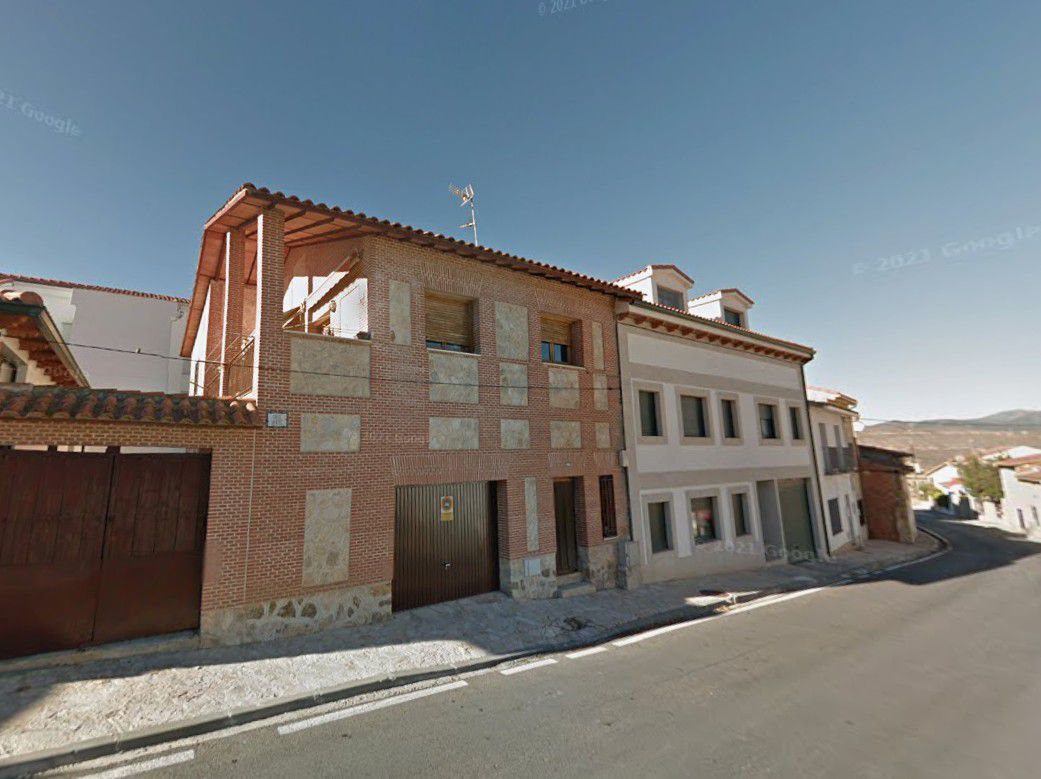 Vista exterior de Estudi en venda en Uceda