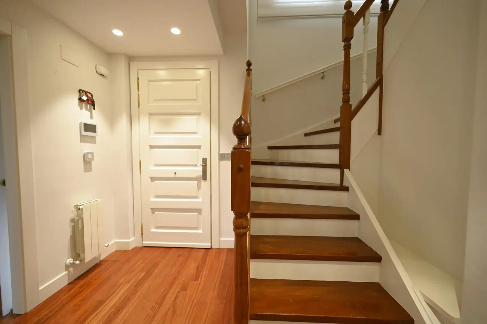 Casa adosada en venta en Loiu con Aire acondicionado, Calefacción y Jardín privado