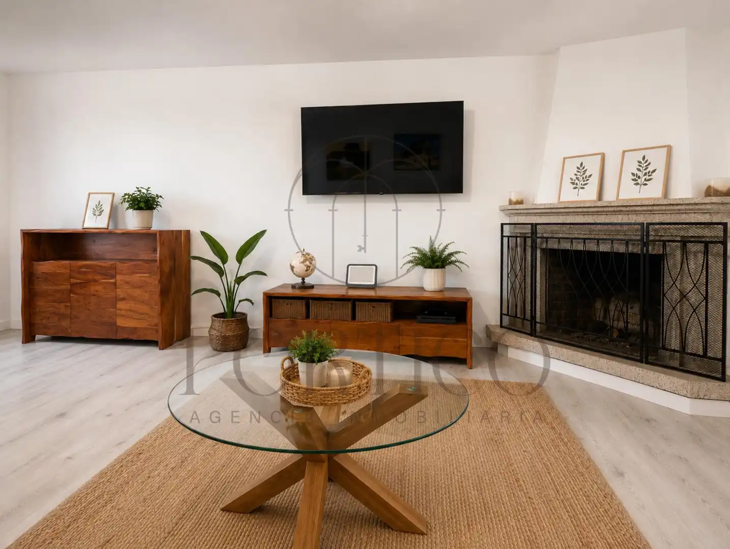 Living room of Attic for sale in Tui  with Air Conditioner, Heating and Balcony