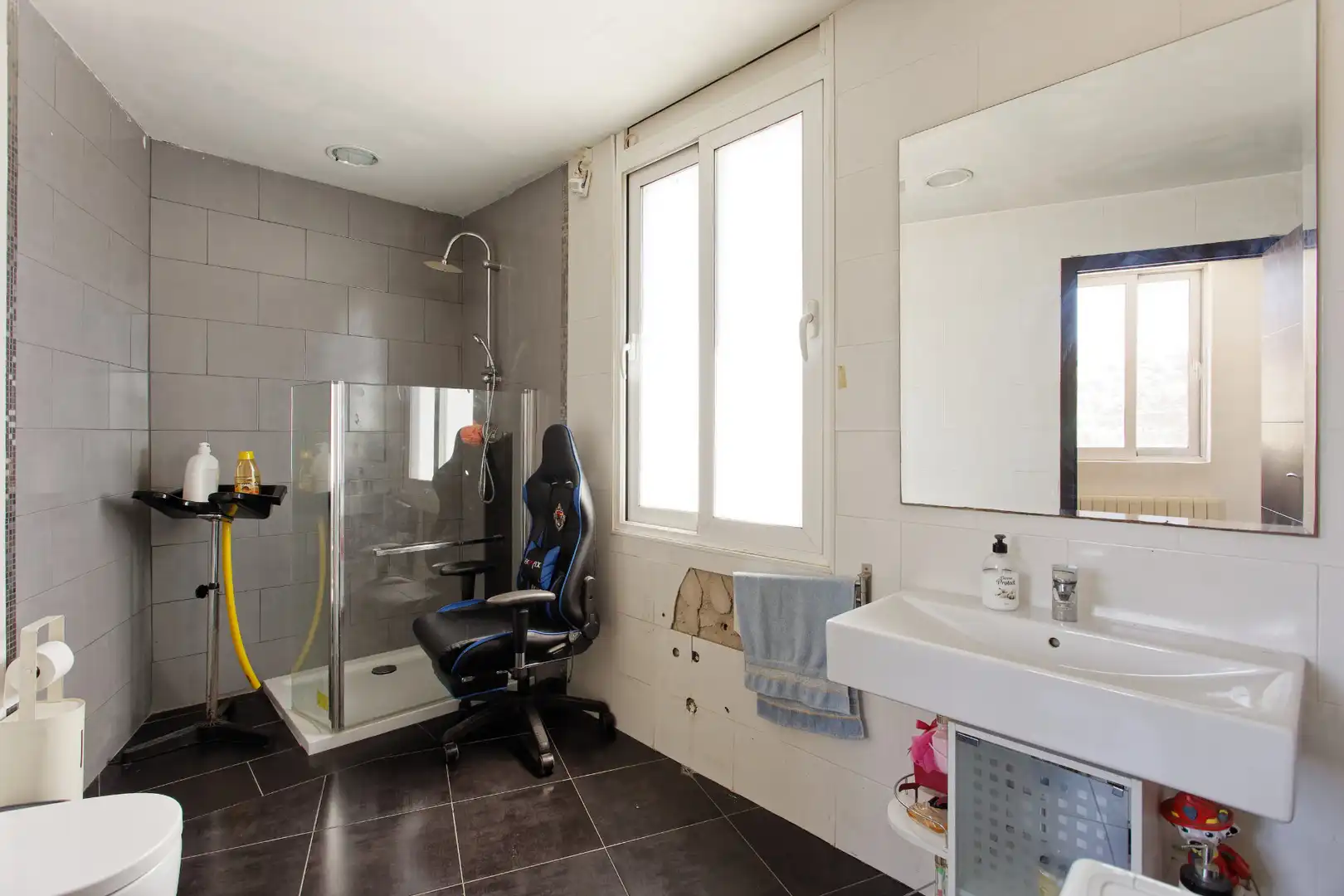 Baño de Casa o chalet en venta en Vallirana con Aire acondicionado, Calefacción y Jardín privado