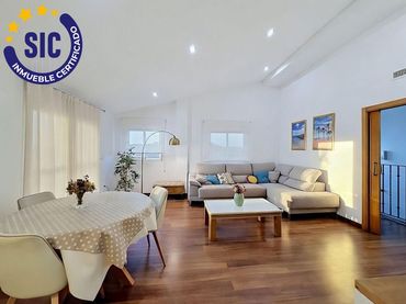 Penthouse mit Balkon zum Verkauf in Calle MONTESA