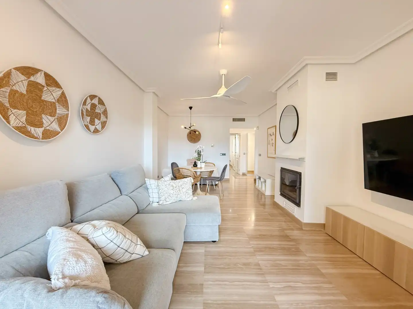 Sala de estar de Apartamento en venta en Águilas con Aire acondicionado, Calefacción y Terraza