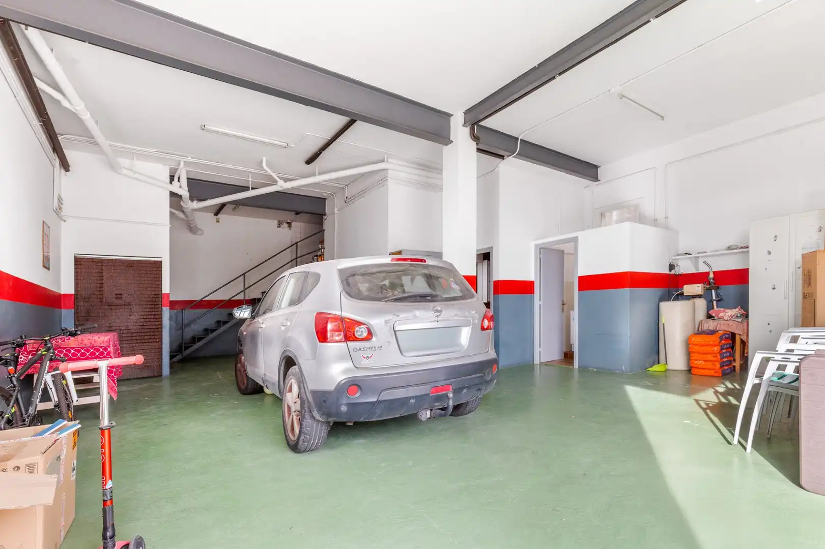 Parking de Casa o chalet en venta en Sant Just Desvern con Aire acondicionado, Calefacción y Terraza