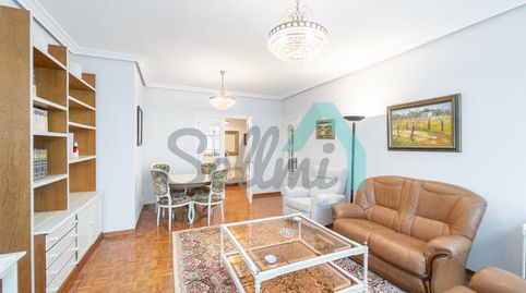 Foto 5 de Piso de alquiler en De Galicia, Buenavista, Oviedo