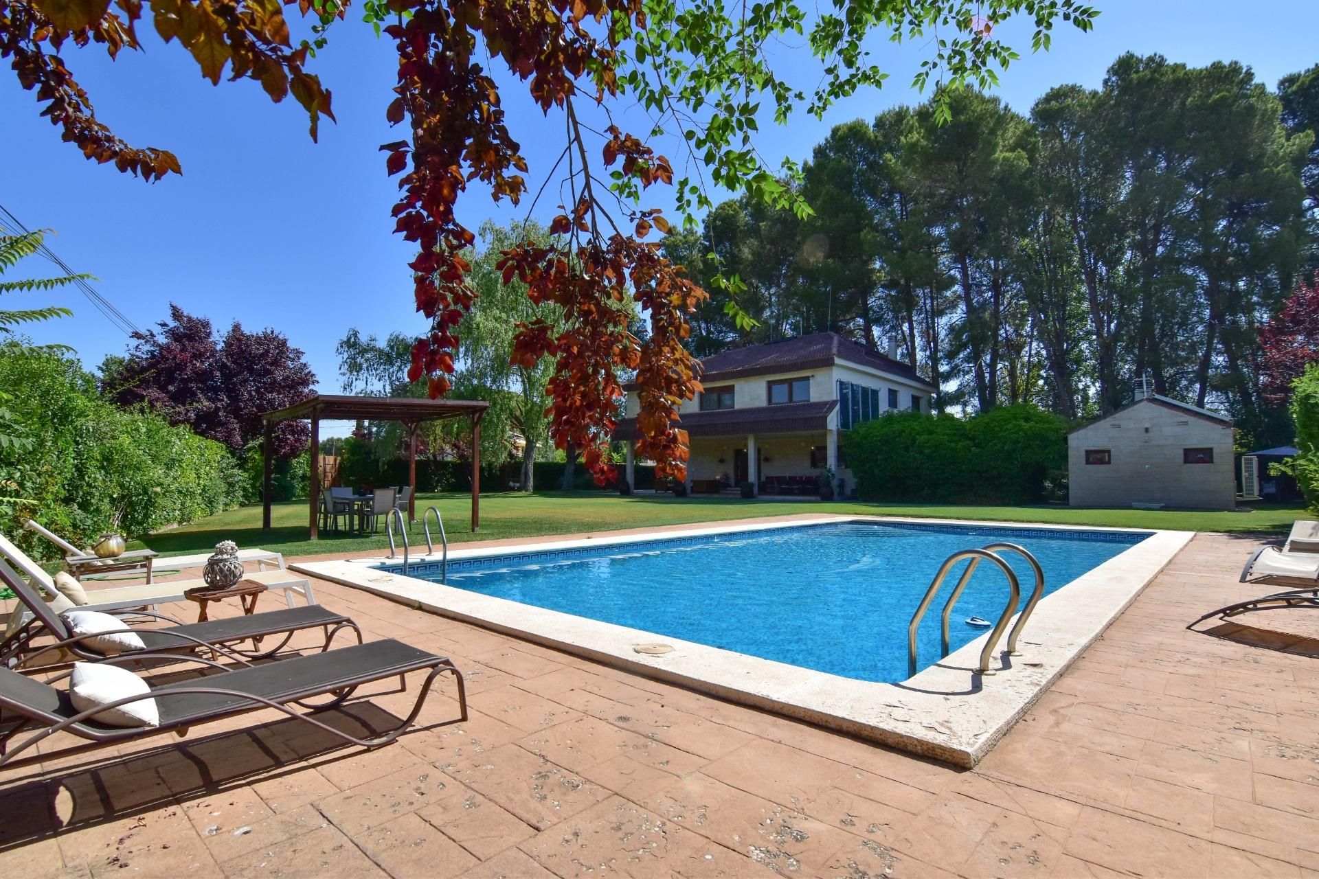Piscina de Casa o xalet en venda en  Albacete Capital amb Calefacció, Jardí privat i Piscina
