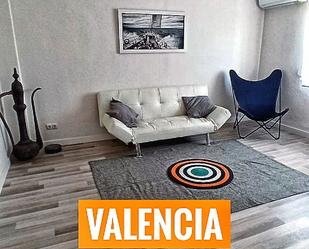 Sala d'estar de Pis de lloguer en  Valencia Capital amb Aire condicionat, Calefacció i Moblat