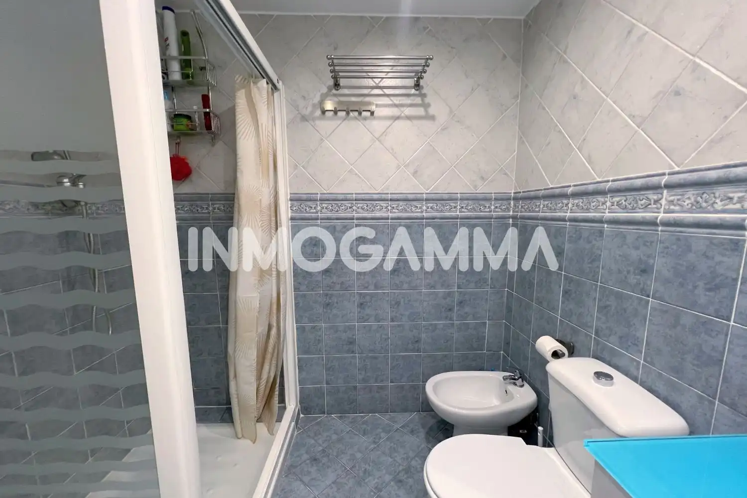 Badezimmer von Maisonette zum Verkauf in Cullera mit Klimaanlage, Abstellraum und Balkon