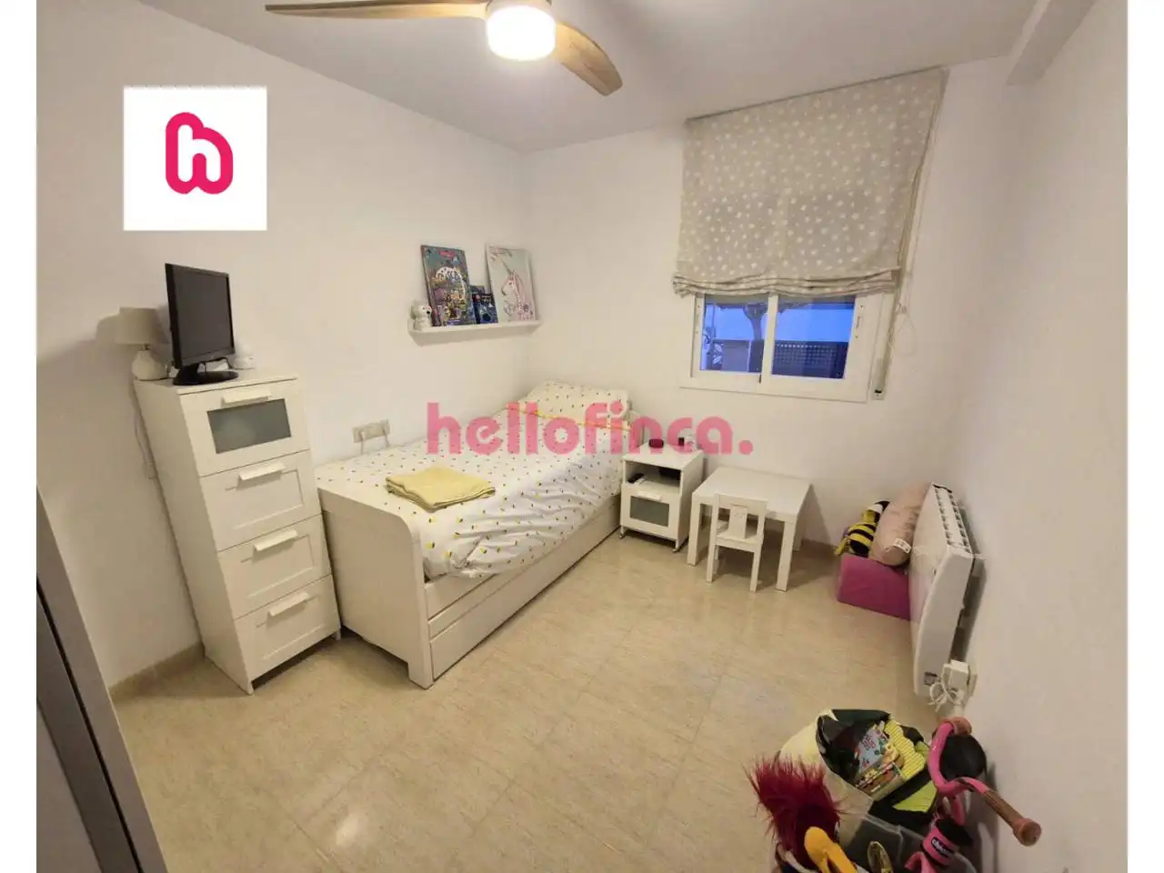 Habitación de Casa adosada en venta en Mont-roig del Camp con Aire acondicionado, Calefacción y Terraza