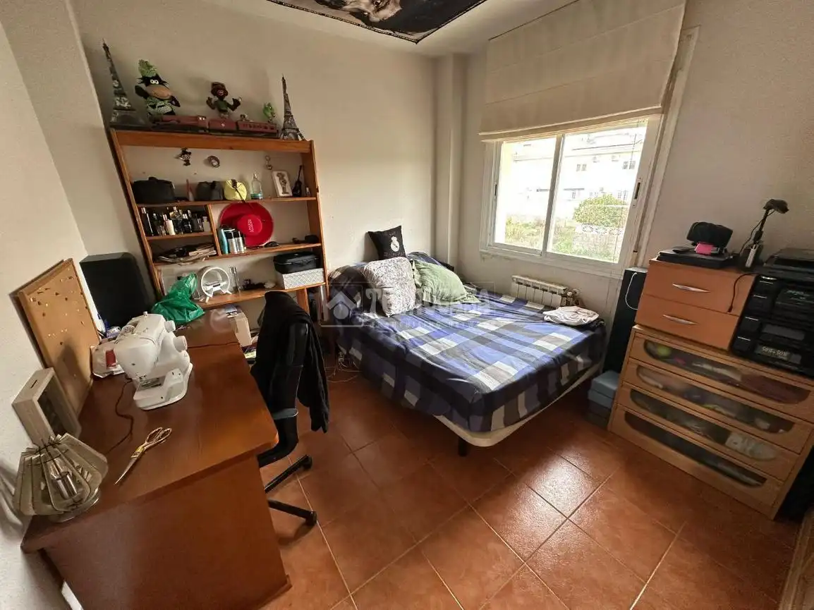 Schlafzimmer von Wohnung zum Verkauf in Meco mit Heizung