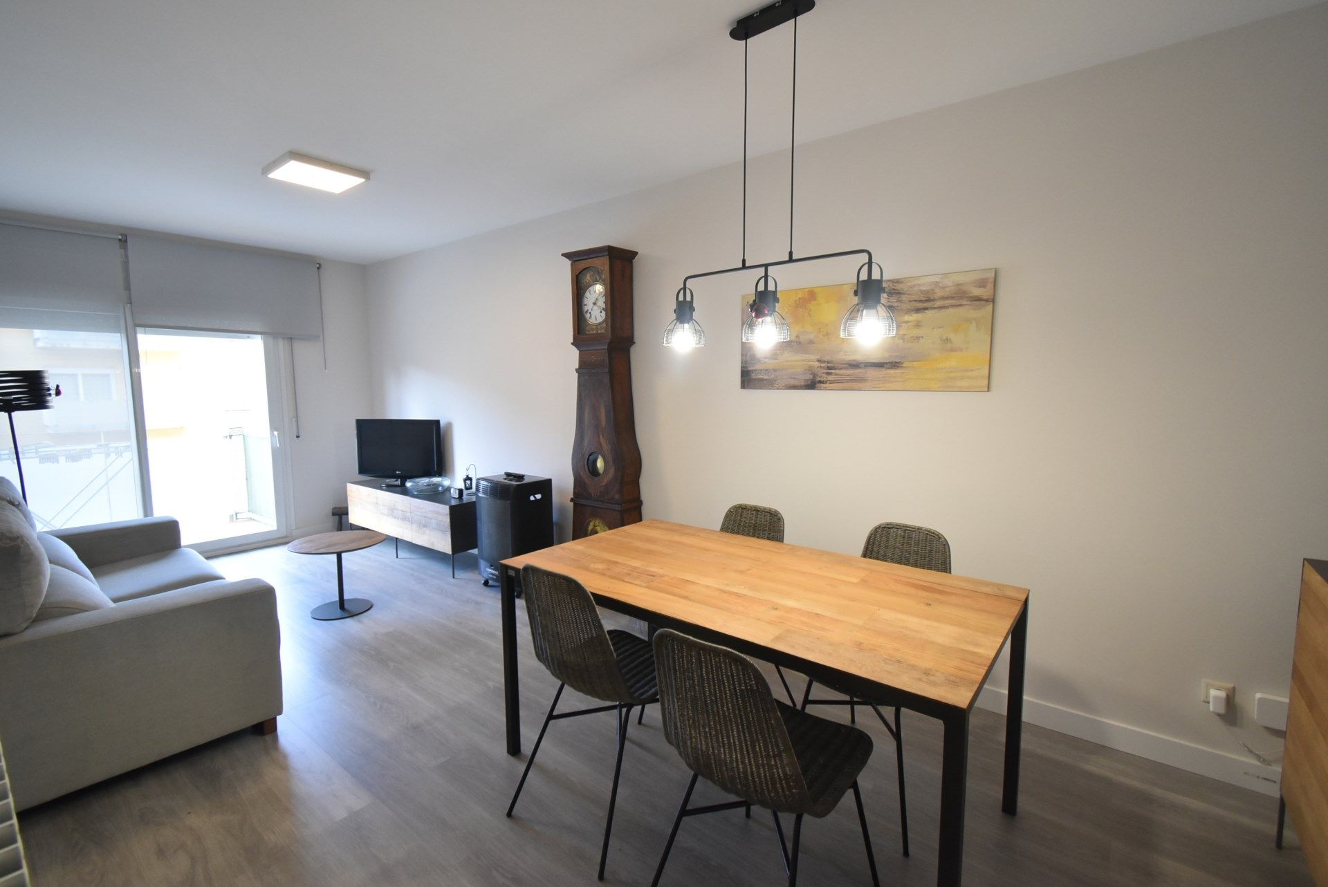 Dining room of Flat for sale in Girona Capital  with Heating, Terrace and Furnished