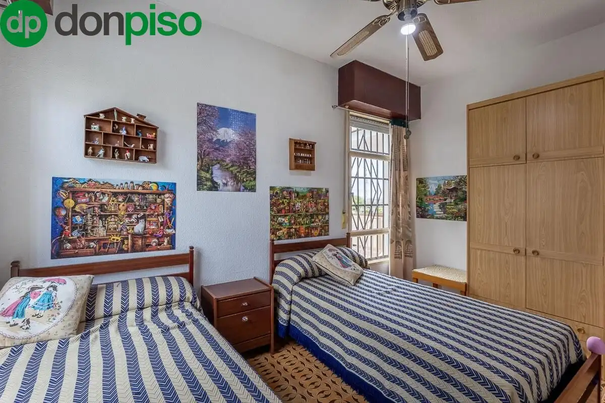 Casa con terrazza in vendita a Avenida HUETOR VEGA, imagen 22