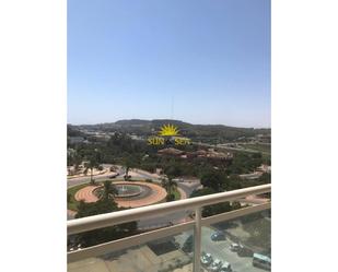 Piscina de Apartament de lloguer en Guardamar del Segura amb Aire condicionat, Piscina i Balcó