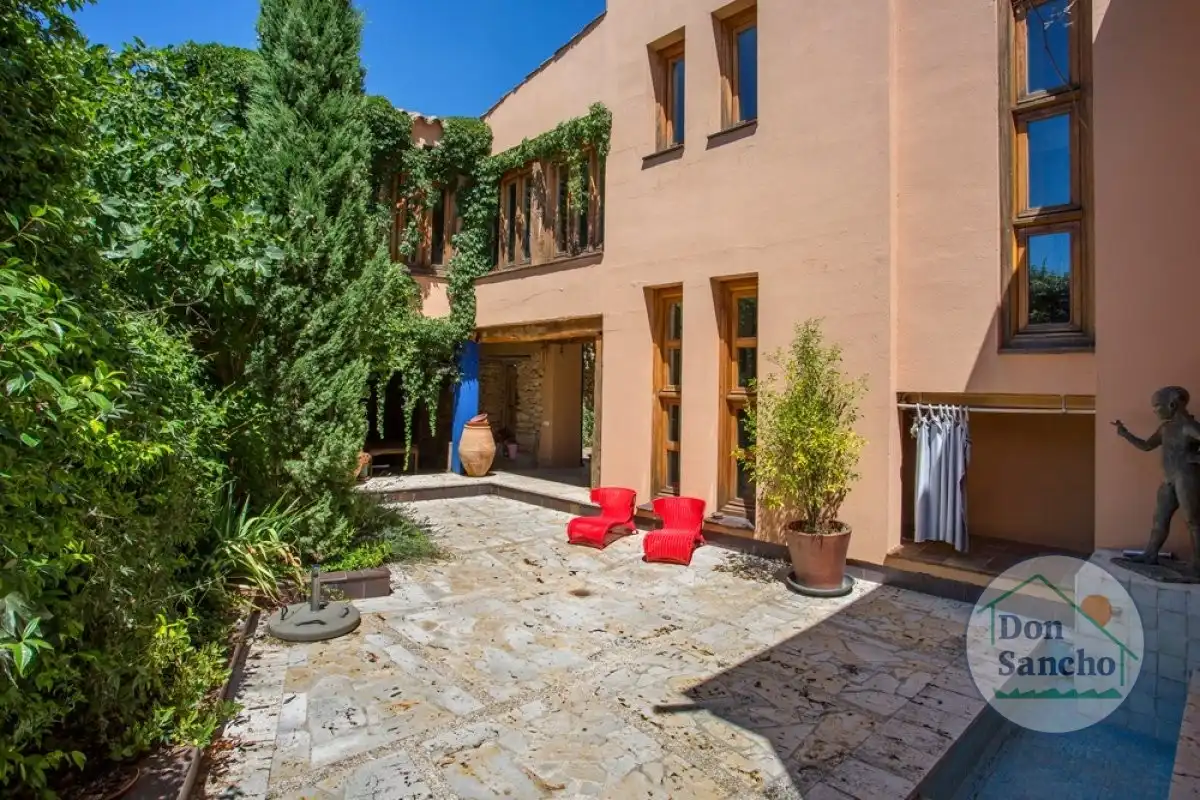 Garden of Houses for sale in Simancas  with Heating
