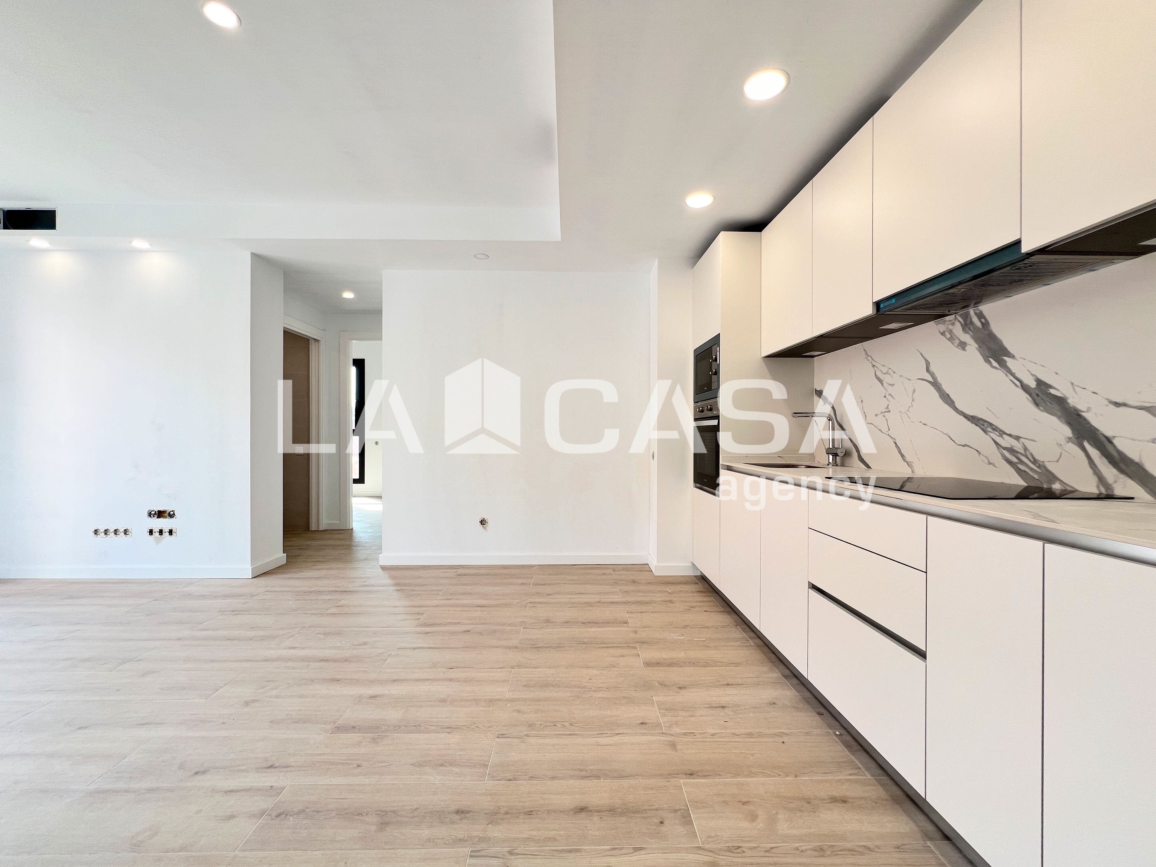 Kitchen of Flat for sale in Badalona  with Heating and Balcony