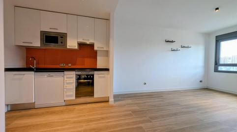 Foto 2 de Piso de alquiler en Paseo Direccion, Valdeacederas,  Madrid Capital