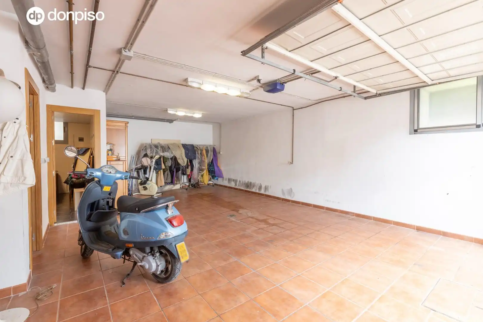 Casa adosada en venta en Granada con Aire acondicionado, Calefacción y Balcón