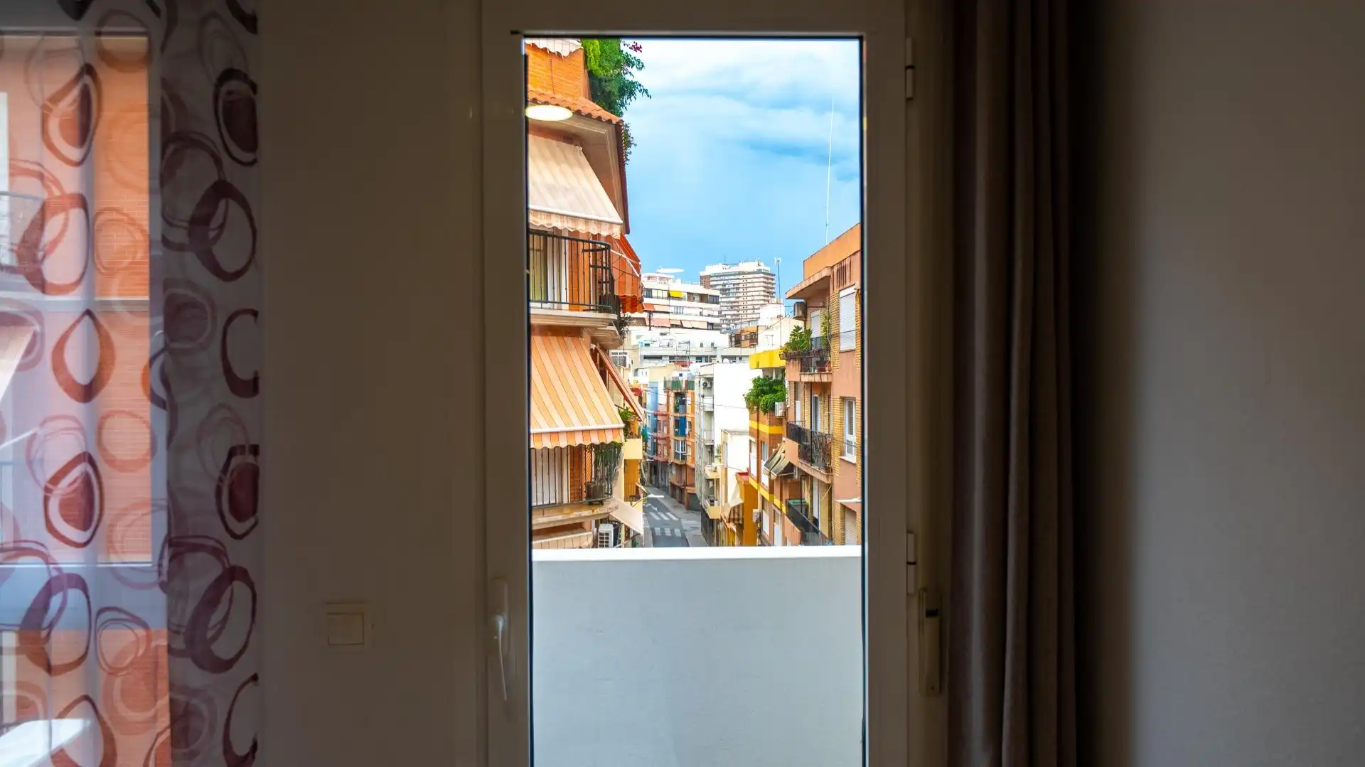 Terraza de Apartamento en venta en Alicante / Alacant con Aire acondicionado, Calefacción y Amueblado