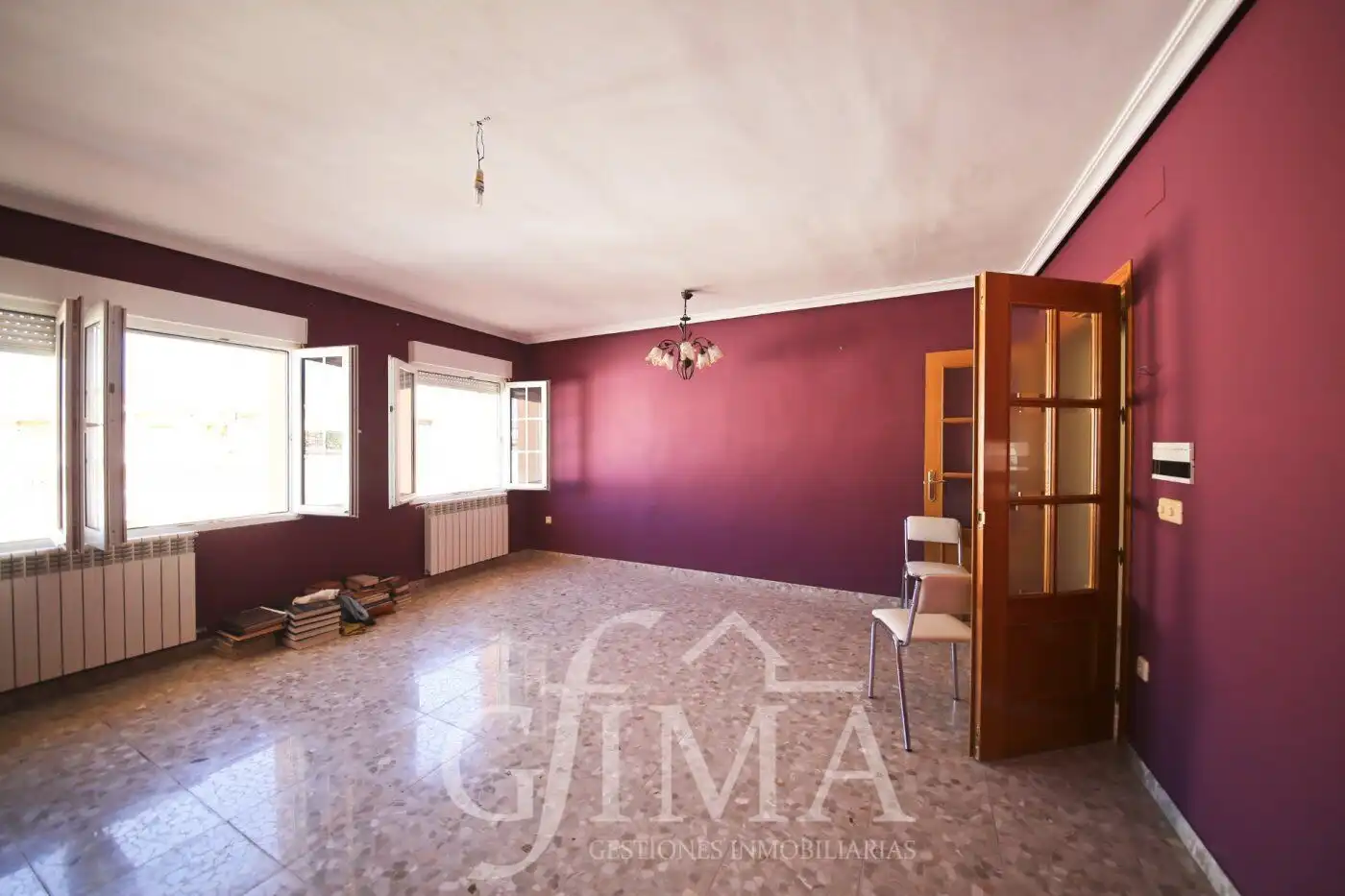 Casa adosada en venta en Tomelloso