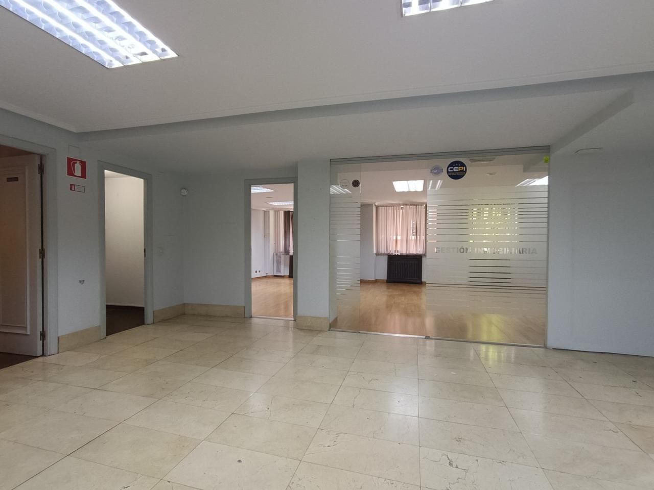 Office for sale in Oviedo   with Heating