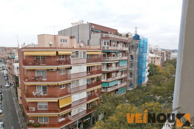 Piso en Venta en Rambla Catalana en La Torrassa