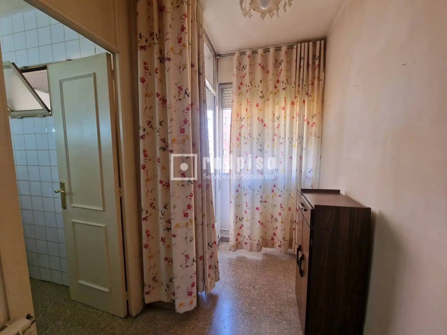 Habitación de Piso en venta en Madrid con Calefacción, Terraza y Trastero