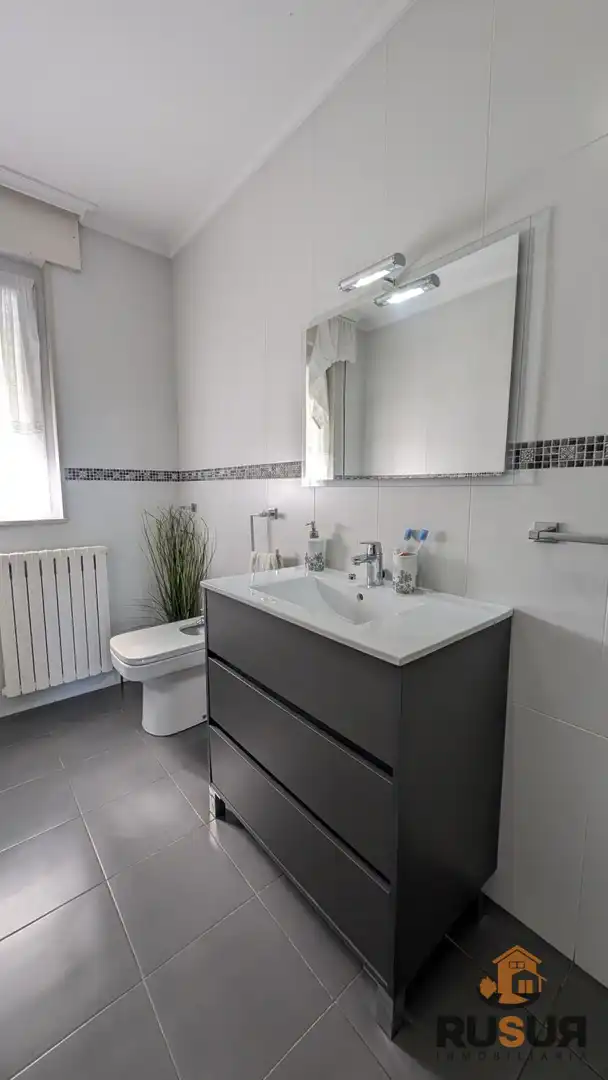 Bathroom of Houses for sale in Piélagos  with Heating, Private garden and Terrace