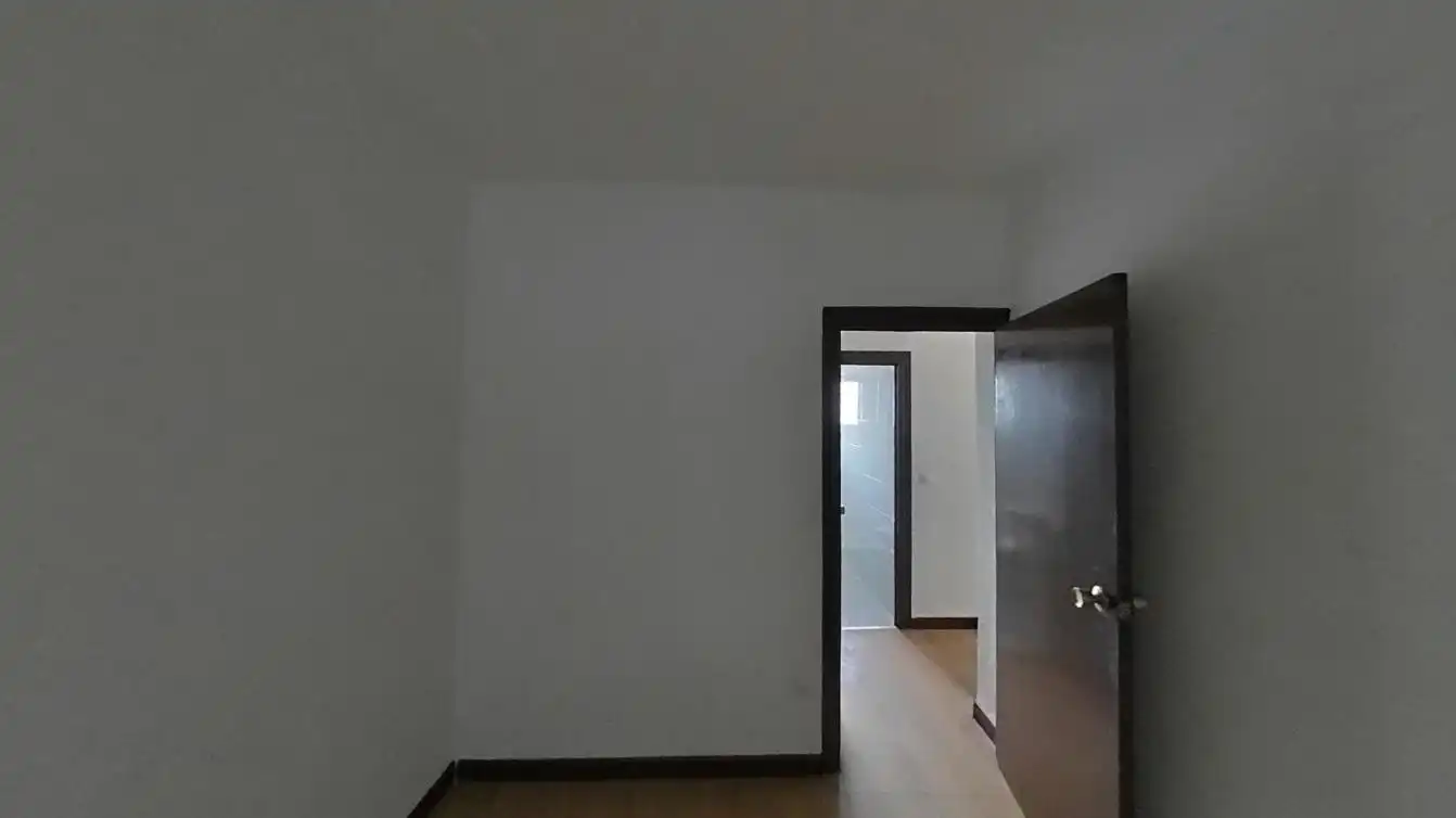 Flat for sale in Madrid  with Air Conditioner and Heating