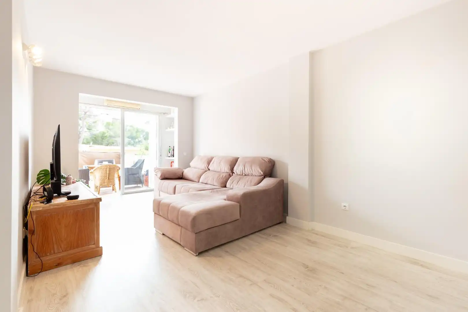 Sala de estar de Planta baja en venta en Calvià con Aire acondicionado, Calefacción y Jardín privado