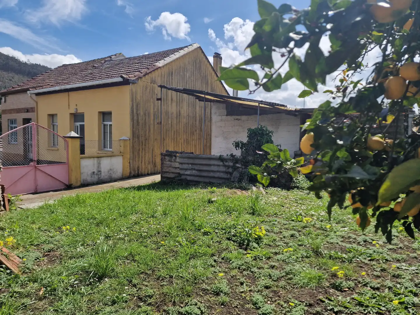 Casa o chalet en venta en Narón con Calefacción, Jardín privado y Trastero