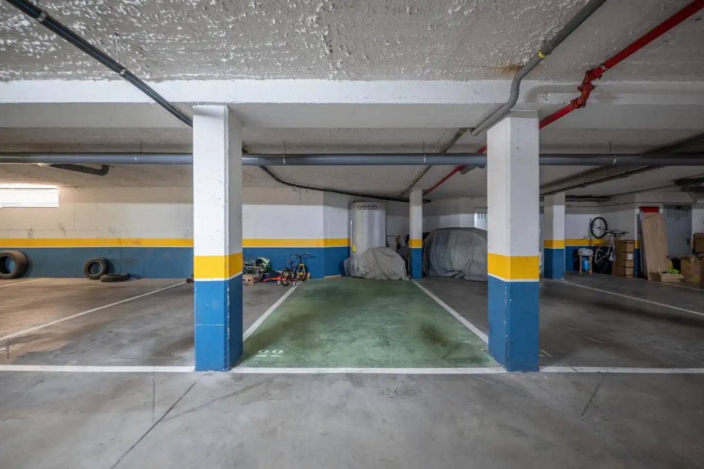 Parking de Piso en venta en Ávila con Calefacción, Trastero y Amueblado
