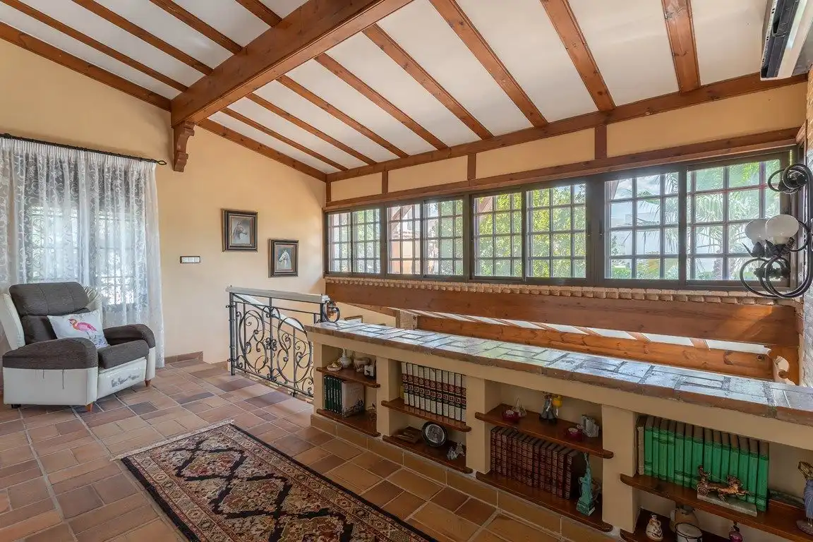 Casa o xalet en venda en Peligros amb Aire condicionat, Calefacció i Jardí privat