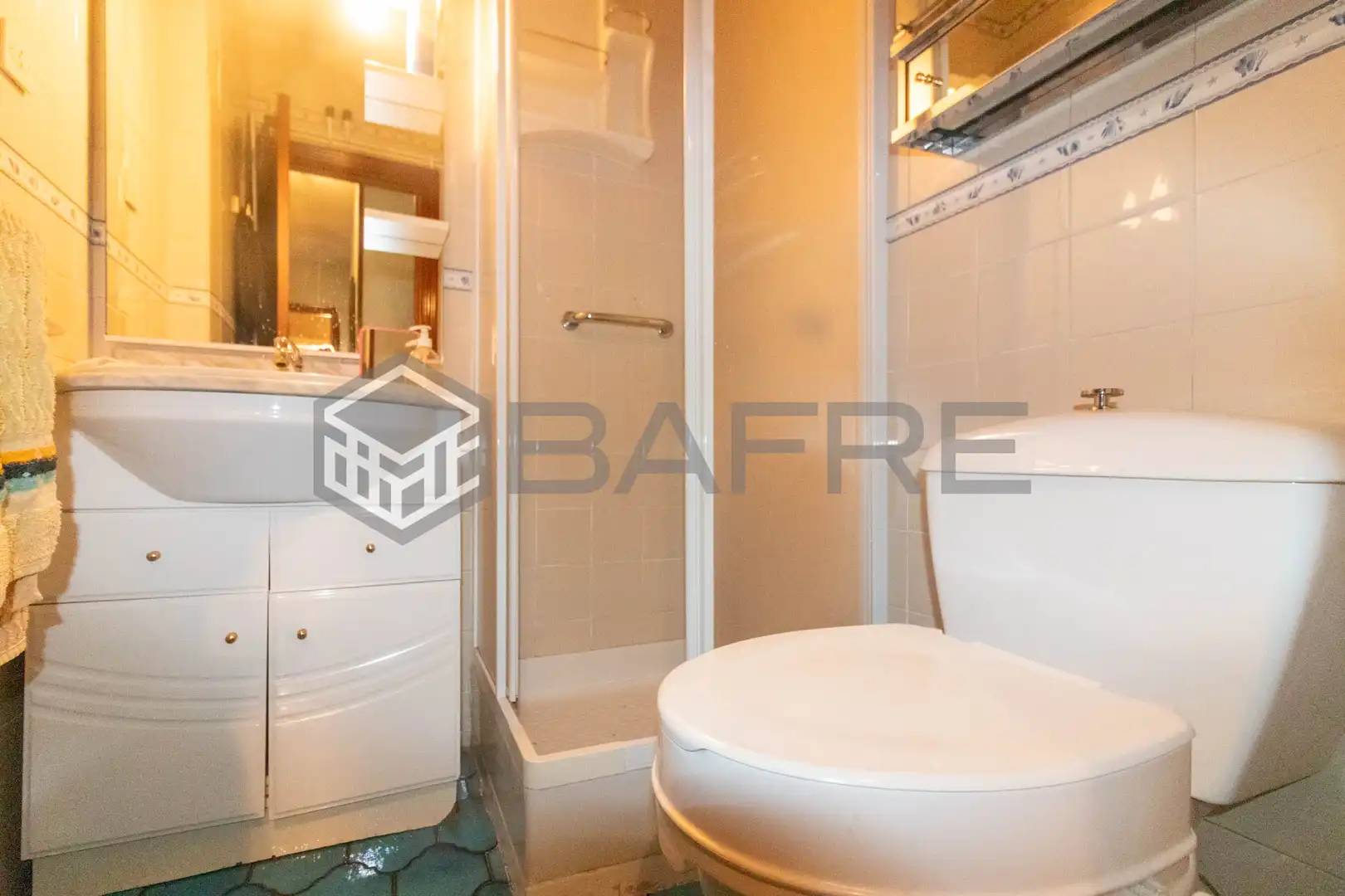 Bathroom of Flat for sale in Madrid  with Heating and Terrace