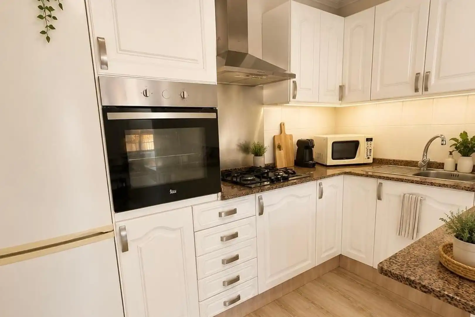 Kitchen of Apartments for sale in Alicante / Alacant  with Balcony
