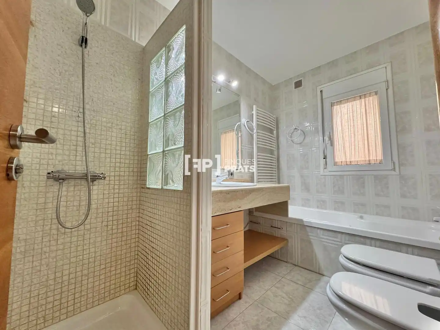 Baño de Piso en venta en Lleida con Calefacción, Terraza y Trastero