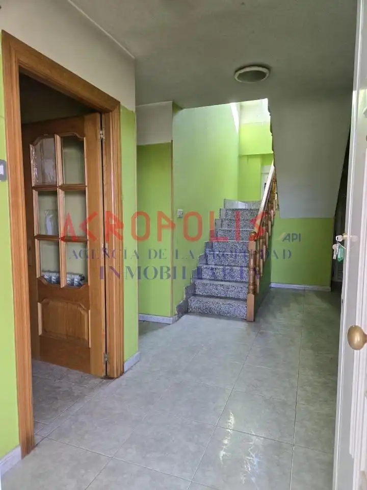 Houses for sale in Villares de Órbigo  with Heating