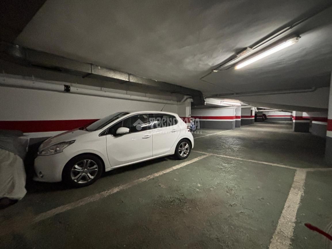 Parking of Garage for sale in  Zaragoza Capital