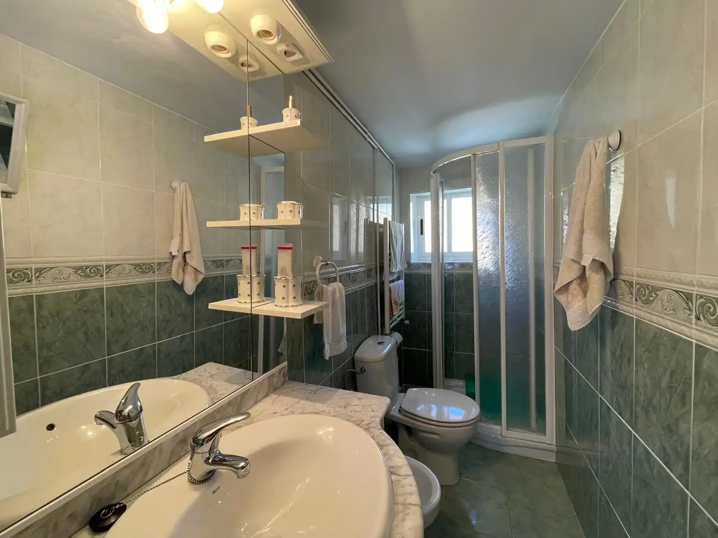 Baño de Finca rústica en venta en Melgar de Abajo con Calefacción, Trastero y Amueblado