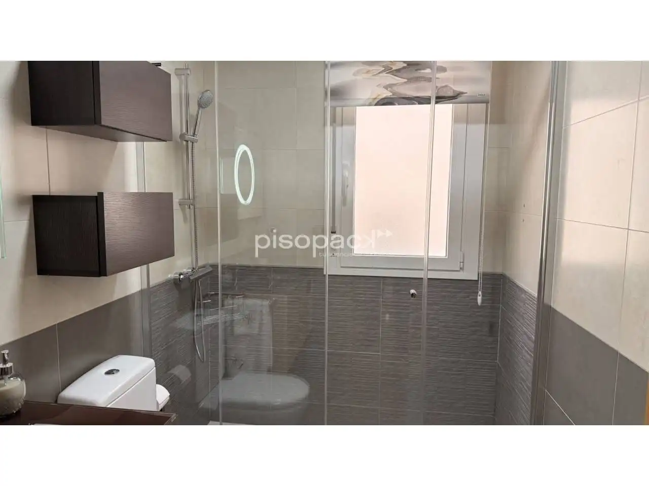 Baño de Casa adosada en venta en Berrioplano / Berriobeiti con Calefacción, Jardín privado y Parquet