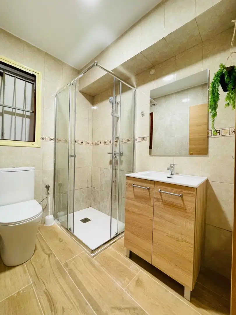 Habitación en Calle del Teniente Llorca, 26, Campoamor